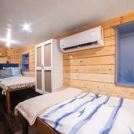 ספינת מלון Houseboat Gdy-50, Dom Na Wodzie Z Sauna I Jacuzzi