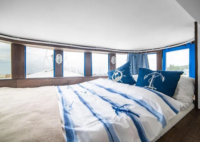 Houseboat Gdy-50, Dom Na Wodzie Z Sauna I Jacuzzi